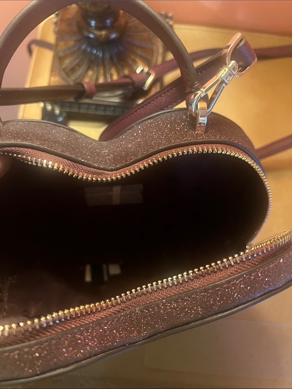 kate spade burgundy Glitter Heart Crossbody Purse - Picture 4 of 4